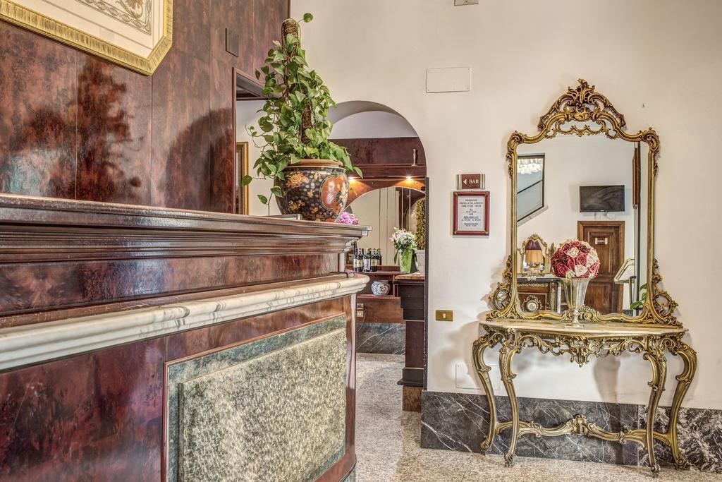 Hotel Castel Vecchio Castel Gandolfo Exteriör bild